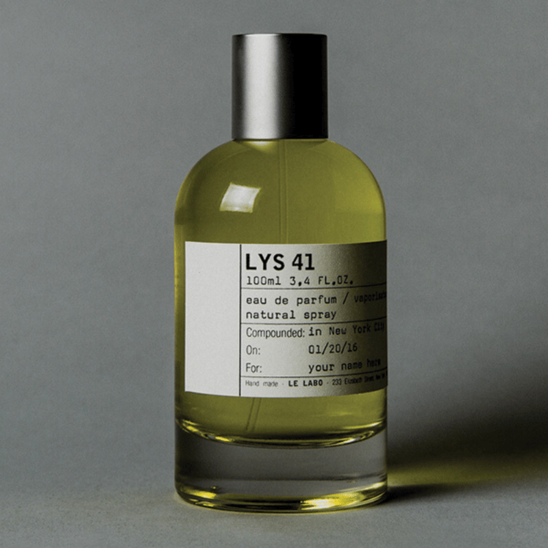 Le Labo LYS 41 EDP là một bản hòa ca hương thơm đầy lôi cuốn và tinh tế, mang đậm chất nữ tính nhưng không kém phần mạnh mẽ